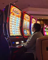 Philippine player completing a PHP deposit on ttslot using a local e-wallet on mobile